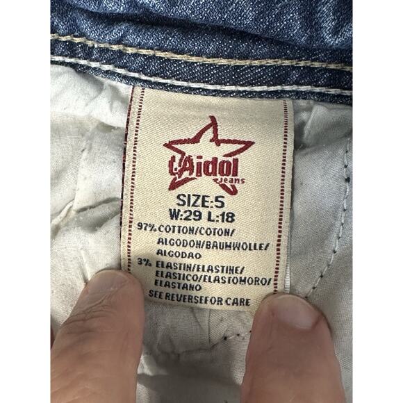 L.A. Idol Women's Cropped Jeans Size 5 Rhinestone Buttons/Pockets Distressed - Picture 15 of 16